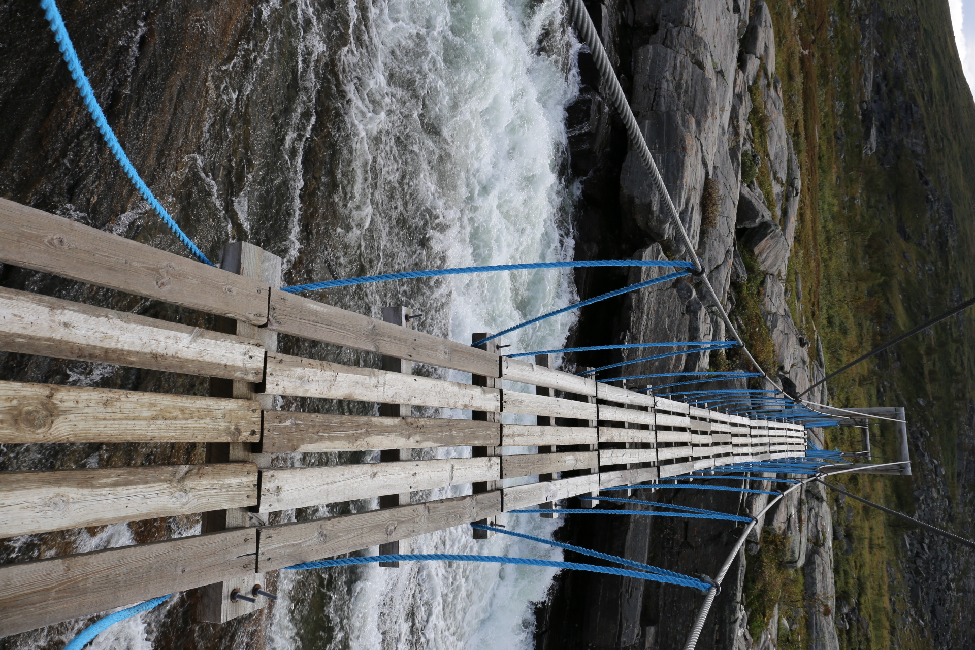 Hängbron vid Rostahytta